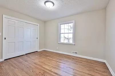 504 Kenridge Drive, Middletown, OH 45042 - Photo 33