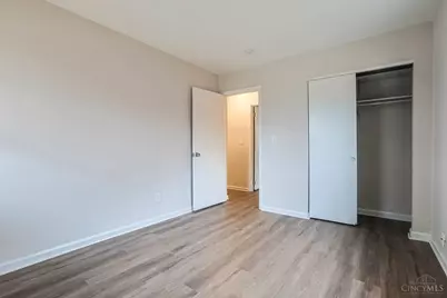 238 Diston Lane, Springdale, OH 45246 - Photo 17