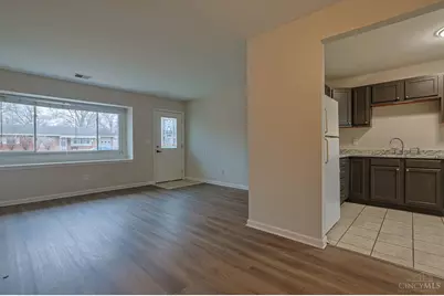 238 Diston Lane, Springdale, OH 45246 - Photo 9