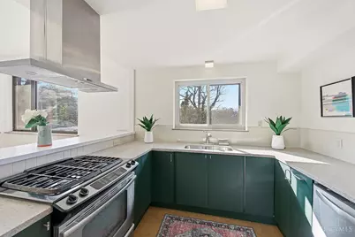 870 Lafayette Avenue, Cincinnati, OH 45220 - Photo 19