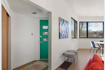 870 Lafayette Avenue, Cincinnati, OH 45220 - Photo 5