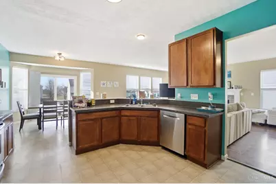 7831 Healy Drive, Hamilton Township, OH 45039 - Photo 13