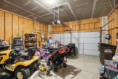 7831 Healy Drive, Hamilton Township, OH 45039 - Photo 35