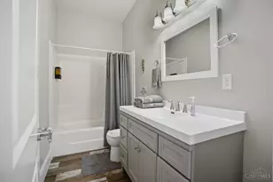 132 Winkler St, Cincinnati, OH 45219 - Photo 35