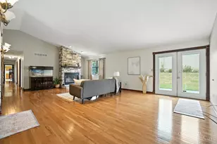 6880 Rackview Rd, Green Township, OH 45248 - Photo 13