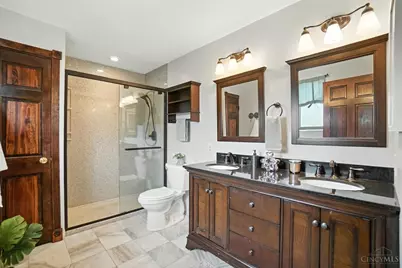 6880 Rackview Road, Green Township, OH 45248 - Photo 23