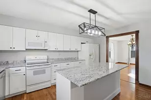 6880 Rackview Rd, Green Township, OH 45248 - Photo 7