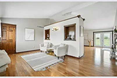 6880 Rackview Road, Green Township, OH 45248 - Photo 5