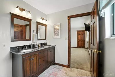 6880 Rackview Road, Green Township, OH 45248 - Photo 25