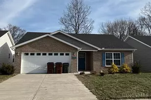 2029 Waynedale Ct, Middletown, OH 45044 - Photo 1