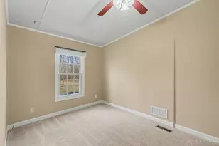 1571 Crosstown Rd, Sterling Township, OH 45176 - Photo 13