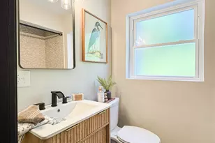 3923 Wess Park Dr, Cincinnati, OH 45217 - Photo 17