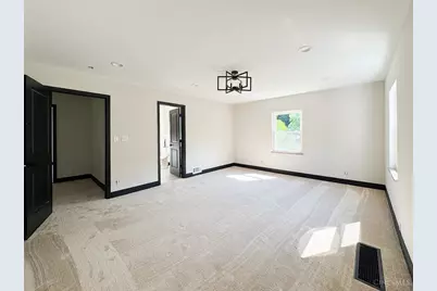 3923 Wess Park Drive, Cincinnati, OH 45217 - Photo 35