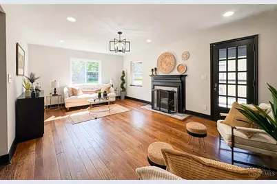 3923 Wess Park Drive, Cincinnati, OH 45217 - Photo 5