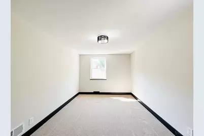 3923 Wess Park Drive, Cincinnati, OH 45217 - Photo 25