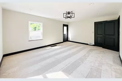 3923 Wess Park Drive, Cincinnati, OH 45217 - Photo 33