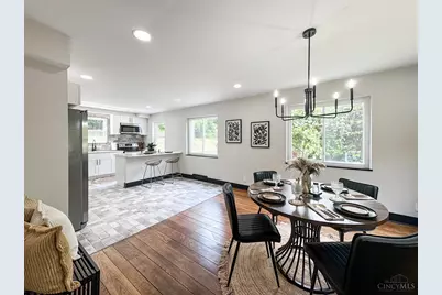 3923 Wess Park Drive, Cincinnati, OH 45217 - Photo 9