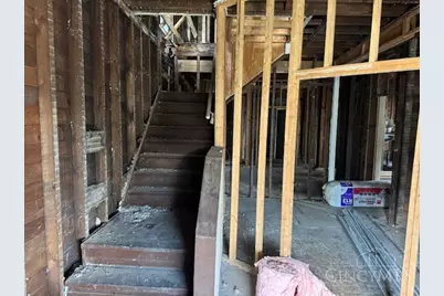 316 McGregor Avenue, Cincinnati, OH 45219 - Photo 5