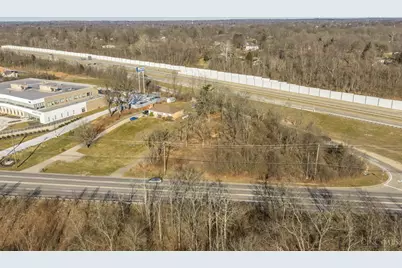 704 W Galbraith Road, Springfield Township, OH 45231 - Photo 5