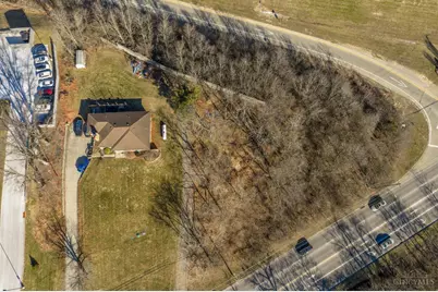 704 W Galbraith Road, Springfield Township, OH 45231 - Photo 1