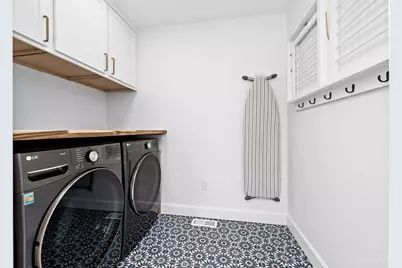 3831 Mt Vernon Avenue, Cincinnati, OH 45209 - Photo 21