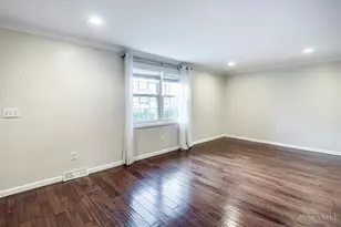 5600 Antoninus Dr, Green Township, OH 45238 - Photo 5