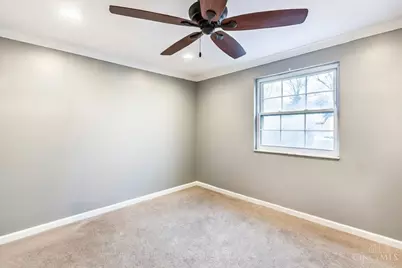 5600 Antoninus Drive, Green Township, OH 45238 - Photo 7