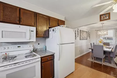 5695 Mellie Lane, Miami Township, OH 45150 - Photo 17