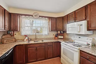 5695 Mellie Ave, Miami Township, OH 45150 - Photo 15