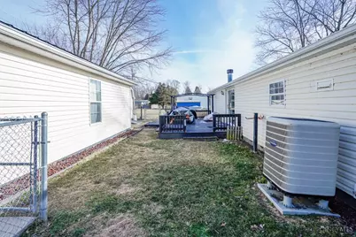 11493 Highland Hills Drive, Paint Township, OH 45133 - Photo 7