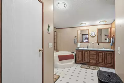 11493 Highland Hills Drive, Paint Township, OH 45133 - Photo 15