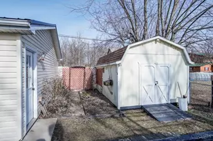 11493 Highland Hills Dr, Paint Township, OH 45133 - Photo 7