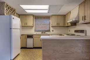 8073 Timbertree Way, West Chester, OH 45069 - Photo 11