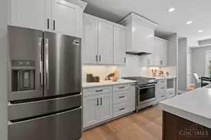 7515 Stillwater Dr, Hamilton Township, OH 45039 - Photo 17