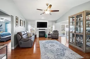 8114 Sterling Spring Dr, Goshen, OH 45140 - Photo 5