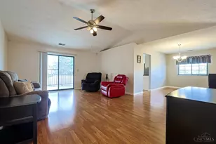 4213 Victorian Green Dr, Green Township, OH 45211 - Photo 5