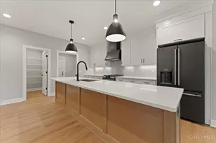 3259 Berwyn Pl, Cincinnati, OH 45209 - Photo 11