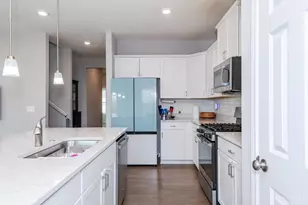 1701 Glade Valley Dr, Washington Twp, OH 45458 - Photo 13