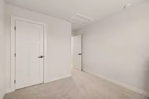 2311 Sir Barton Dr, Hamilton Township, OH 45152 - Photo 23