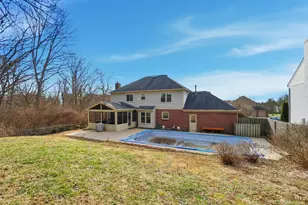 1083 Stratford Hill Dr, Anderson Township, OH 45230 - Photo 47