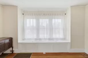 564 Cloverdale Ave, Springdale, OH 45246 - Photo 7