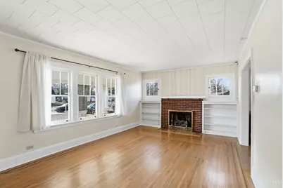 564 Cloverdale Avenue, Springdale, OH 45246 - Photo 5