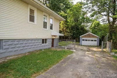 4611 Belleview Avenue, Blue Ash, OH 45242 - Photo 29