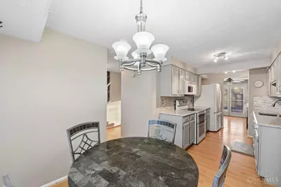 3030 Stratford Court, Loveland, OH 45140 - Photo 7