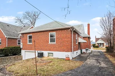 1849 Greenbriar Place, Cincinnati, OH 45237 - Photo 25