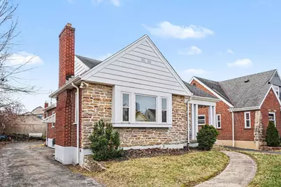 1849 Greenbriar Place, Cincinnati, OH 45237 - Photo 3