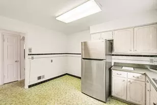 1849 Greenbriar Pl, Cincinnati, OH 45237 - Photo 11