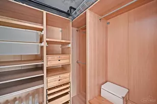 353 W 4th St, Cincinnati, OH 45202 - Photo 35