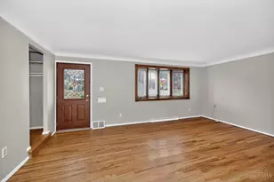 3157 Westbourne Dr, Green Township, OH 45248 - Photo 3