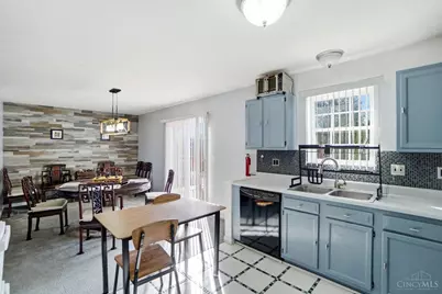 2505 Foxcove Court, Cincinnati, OH 45211 - Photo 13